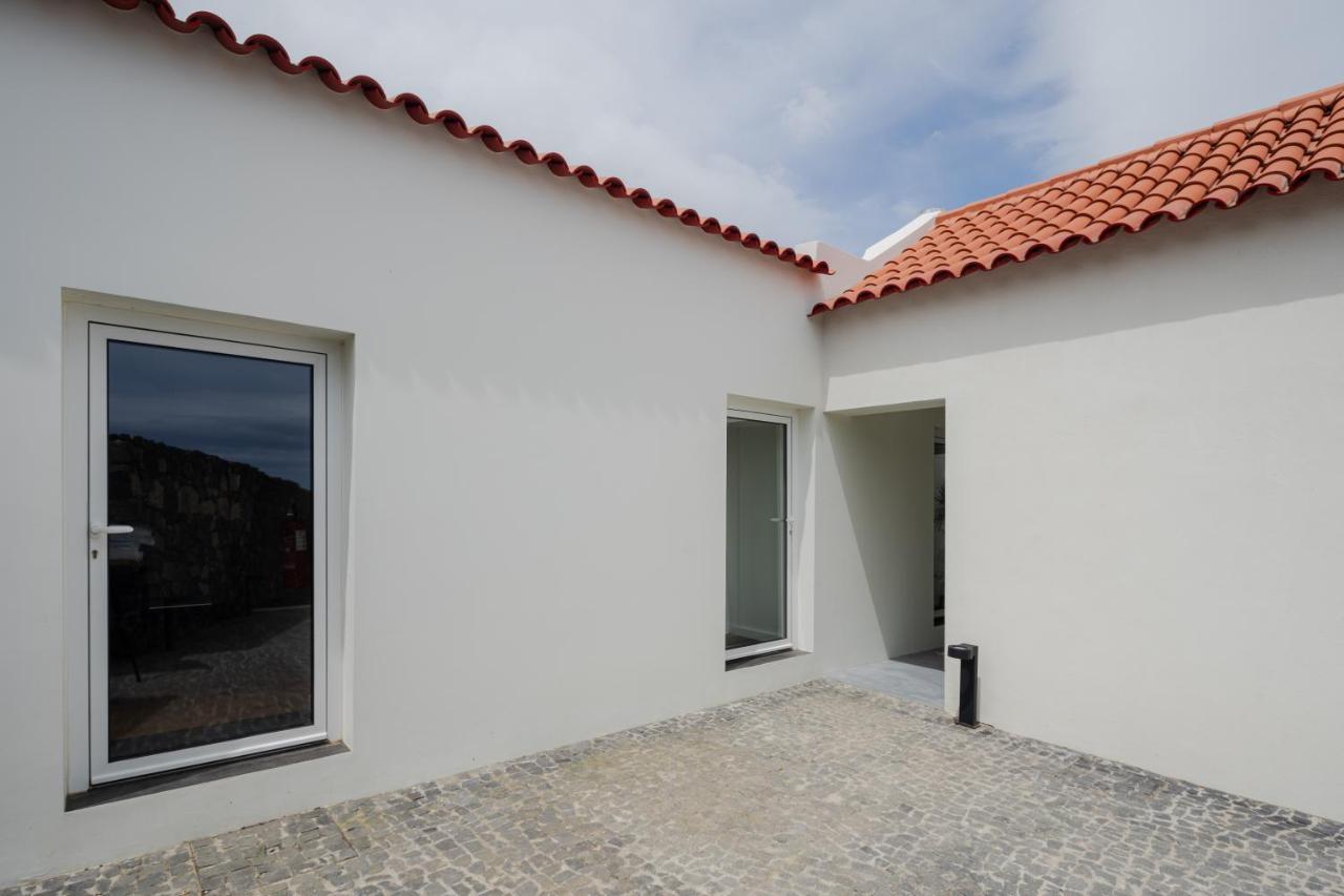 Entre Muros - Turismo Rural - Casa Com Jardim E Acesso Direto Ao Mar ฮิเบย์รา กรันเจ ภายนอก รูปภาพ